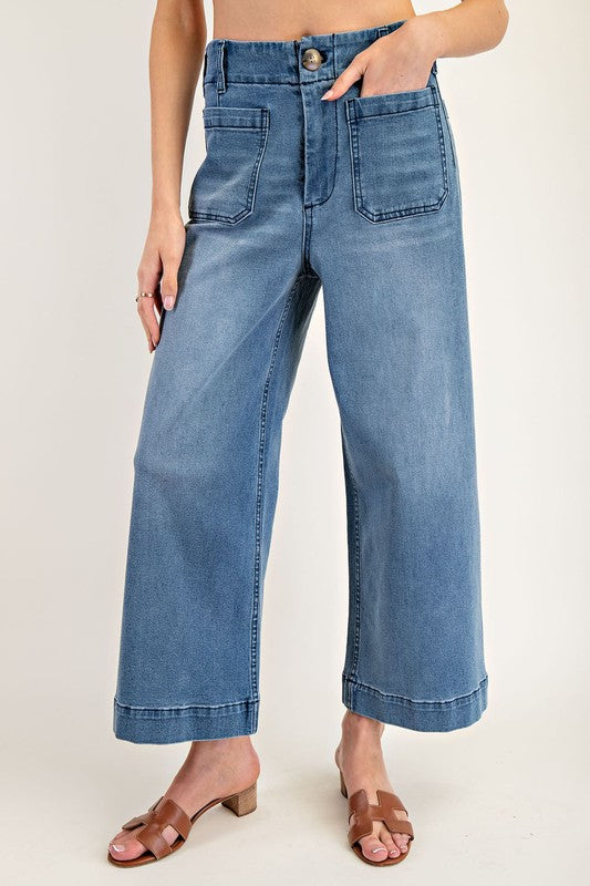 Patch pocket crop denim