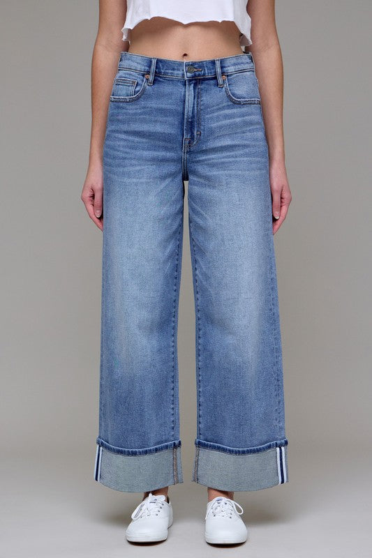 High Rise Relaxed Fit Cuff Jeans - Hidden Denim   G7