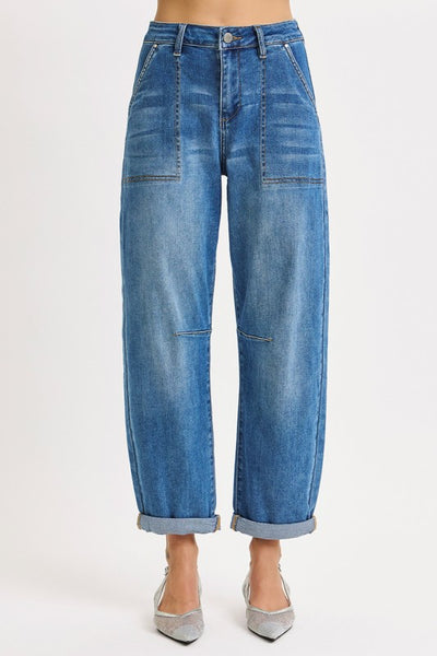 Mid Rise-Barrel-Relaxed Patch Pocket Risen Jeans     G8
