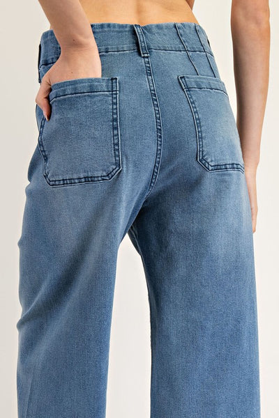 Patch pocket crop denim