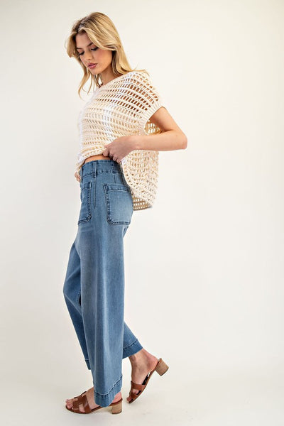 Patch pocket crop denim