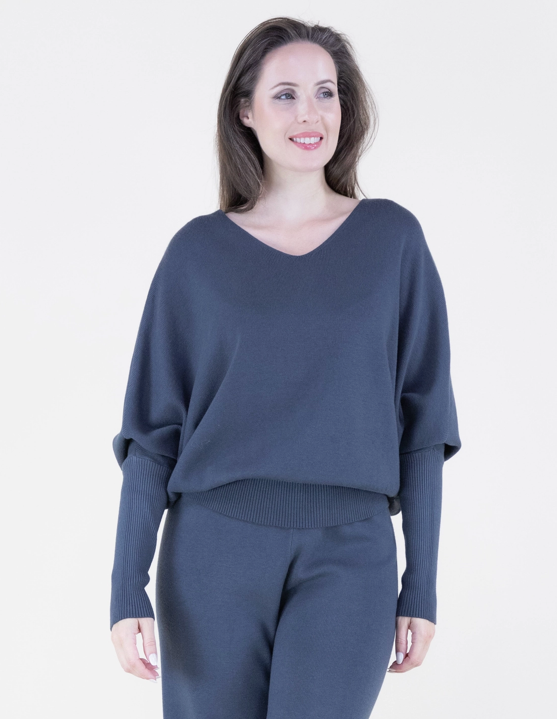 The Louise V-neck Sweater