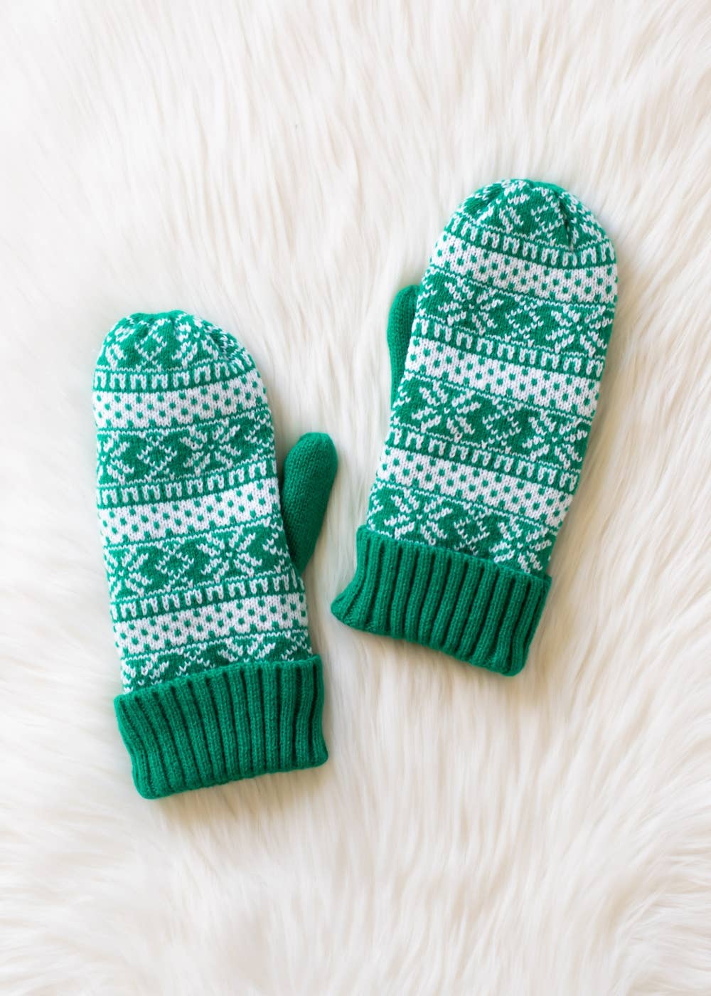 Green & White Winter Pattern Mittens