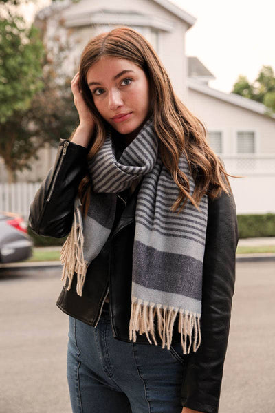 Black and White Woven Tassel Scarf