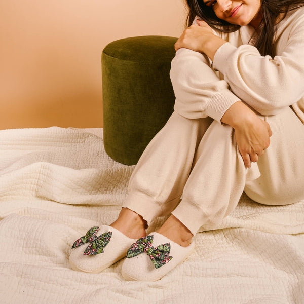 Jolly Sprig Betty Bow - Fuzzy Slippers