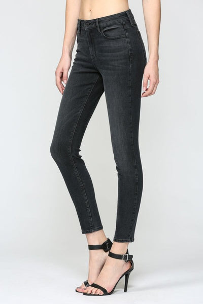 Amelia Skinny with clean hem in washed black - Hidden Jeans
