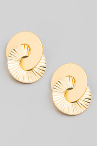 Double circle link earrings