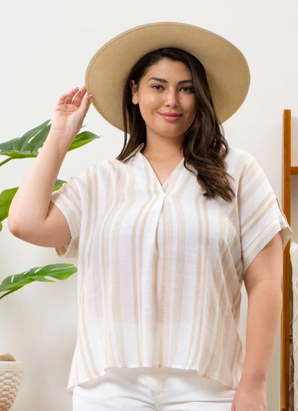 Button back Beachy split neck top - the Emmy